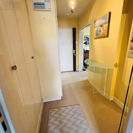 Apartment Cosy Pere Lachaise-parking Prive *